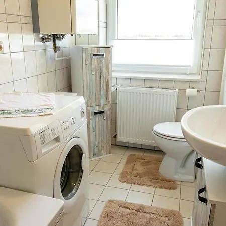 Doppelhaushaelfte Rappenhagen Tatil Evi *